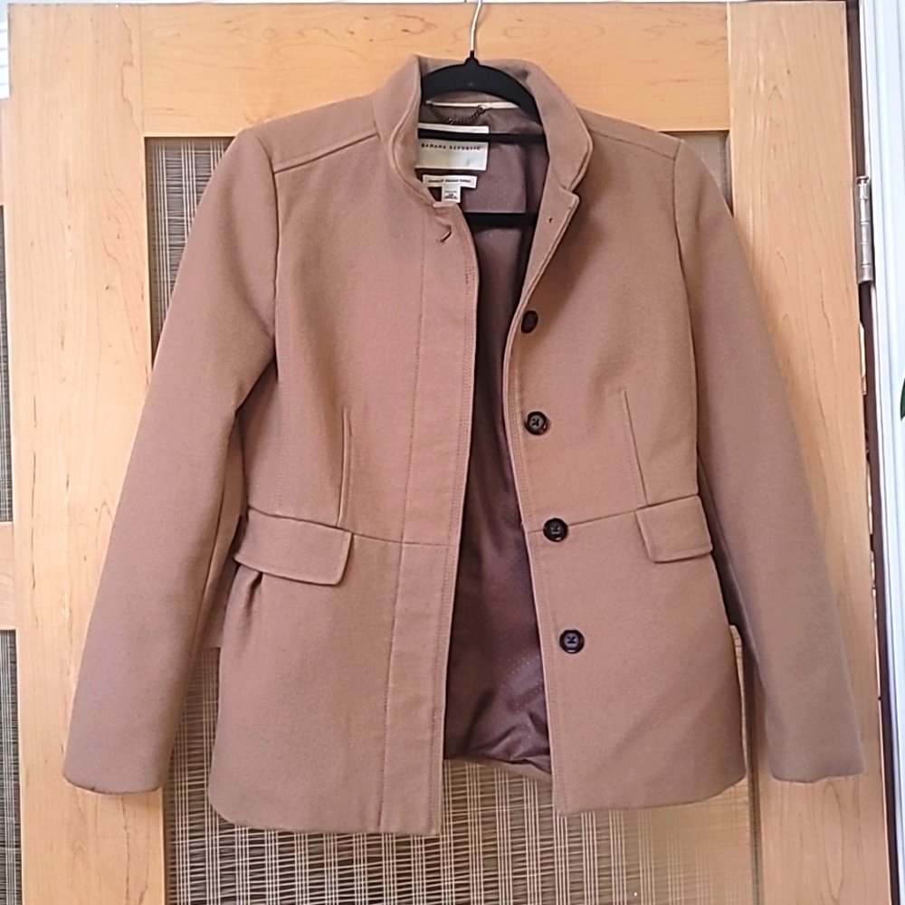 Banana republic camel coat sz xs
